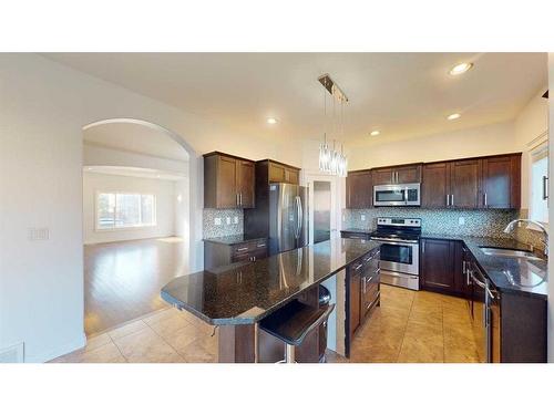 141 Coniker Crescent, Fort Mcmurray, AB - Indoor Photo Showing Kitchen