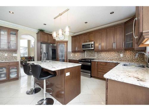 415 Fireweed Crescent, Fort Mcmurray, AB - Indoor Photo Showing Kitchen With Upgraded Kitchen