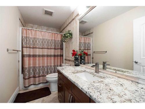 415 Fireweed Crescent, Fort Mcmurray, AB - Indoor Photo Showing Bathroom