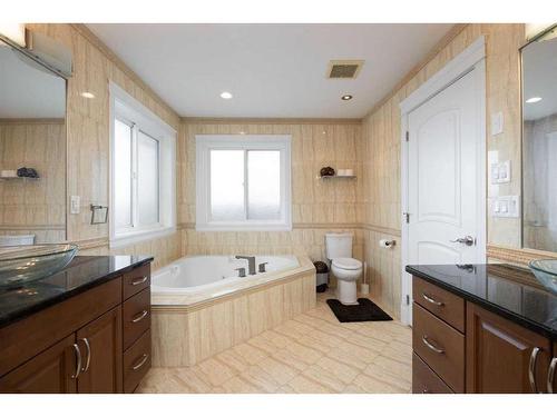 415 Fireweed Crescent, Fort Mcmurray, AB - Indoor Photo Showing Bathroom