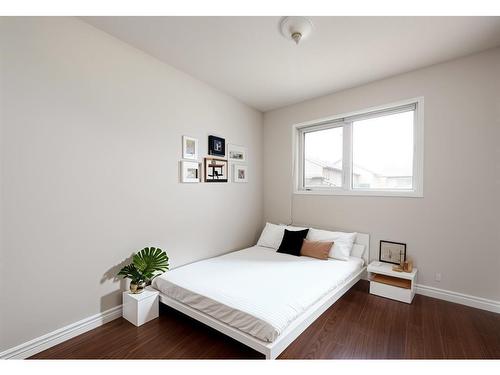 104 Pinto Place, Fort Mcmurray, AB - Indoor Photo Showing Bedroom