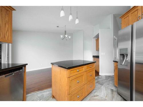 104 Pinto Place, Fort Mcmurray, AB - Indoor Photo Showing Kitchen