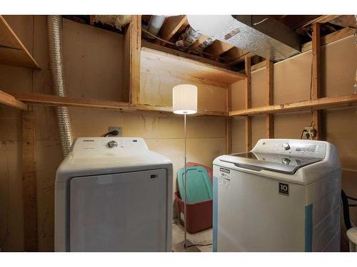 193 Bird Crescent, Fort Mcmurray, AB - Indoor Photo Showing Laundry Room