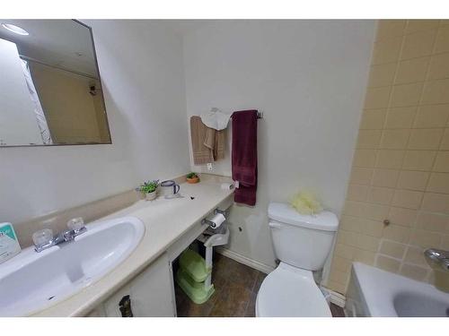 500-11721 Macdonald Drive, Fort Mcmurray, AB - Indoor Photo Showing Bathroom