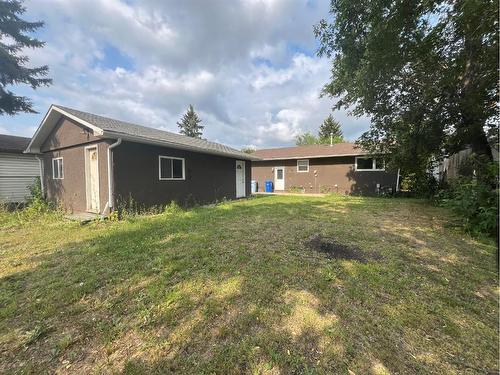 55 Bell Crescent, Fort Mcmurray, AB - Outdoor