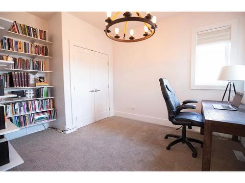 315 Killdeer Way, Fort Mcmurray, AB - Indoor Photo Showing Office