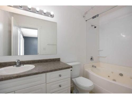 155 Peterson Lane, Fort Mcmurray, AB - Indoor Photo Showing Bathroom