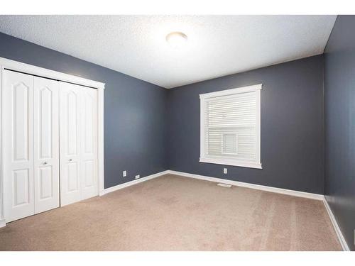 155 Peterson Lane, Fort Mcmurray, AB - Indoor Photo Showing Other Room