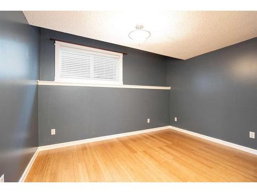 155 Peterson Lane, Fort Mcmurray, AB - Indoor Photo Showing Other Room