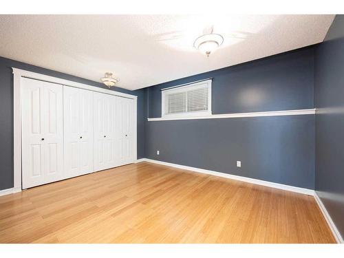 155 Peterson Lane, Fort Mcmurray, AB - Indoor Photo Showing Other Room