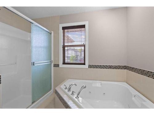 159 Killdeer Way, Fort Mcmurray, AB - Indoor Photo Showing Bathroom