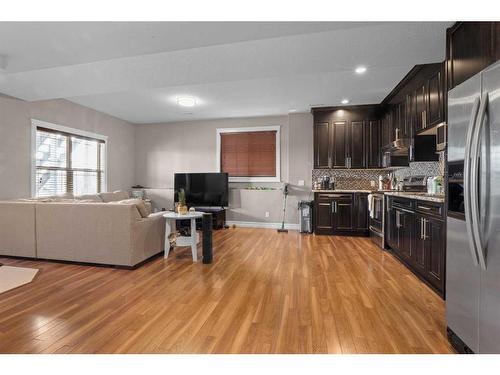 159 Killdeer Way, Fort Mcmurray, AB - Indoor Photo Showing Kitchen With Upgraded Kitchen