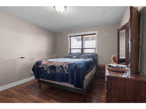 159 Killdeer Way, Fort Mcmurray, AB - Indoor Photo Showing Bedroom