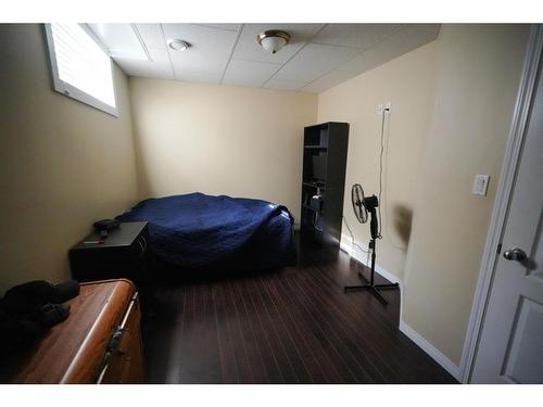 278 Pacific Crescent, Fort Mcmurray, AB - Indoor Photo Showing Bedroom