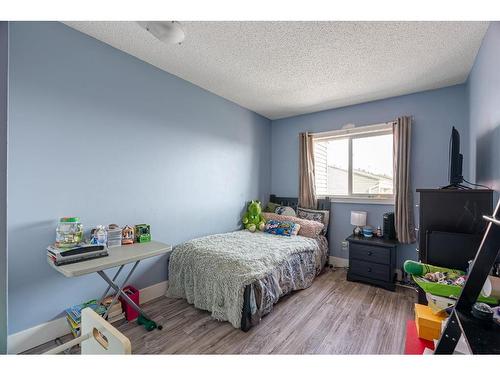 68-400 Silin Forest Road, Fort Mcmurray, AB - Indoor Photo Showing Bedroom