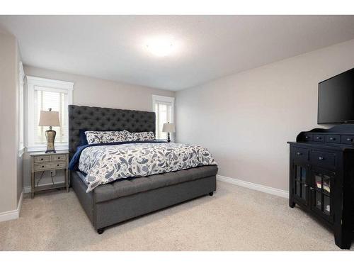 164 Heron Place, Fort Mcmurray, AB - Indoor Photo Showing Bedroom