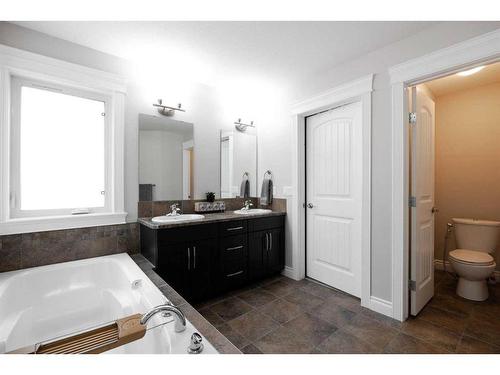 164 Heron Place, Fort Mcmurray, AB - Indoor Photo Showing Bathroom