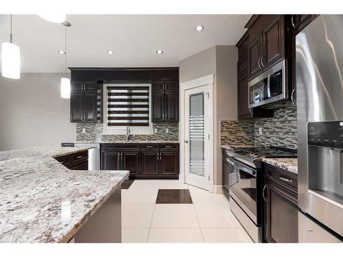 172 Dixon Road, Fort Mcmurray, AB - Indoor Photo Showing Kitchen With Stainless Steel Kitchen With Upgraded Kitchen