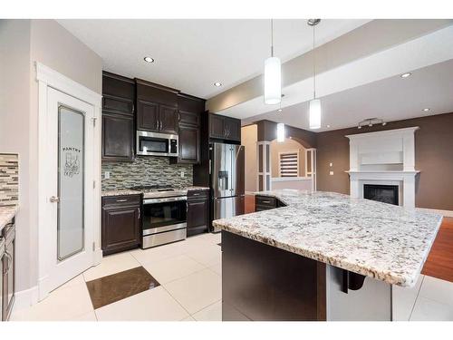 172 Dixon Road, Fort Mcmurray, AB - Indoor Photo Showing Kitchen With Stainless Steel Kitchen With Upgraded Kitchen