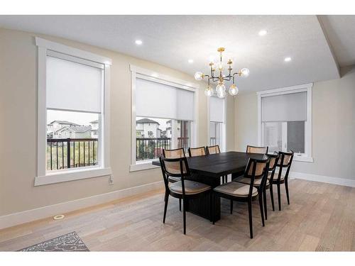 247 Wild Rose Street, Fort Mcmurray, AB - Indoor Photo Showing Dining Room