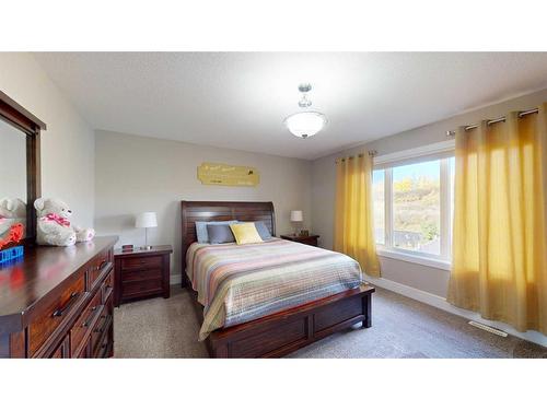 262 Prospect Drive, Fort Mcmurray, AB - Indoor Photo Showing Bedroom