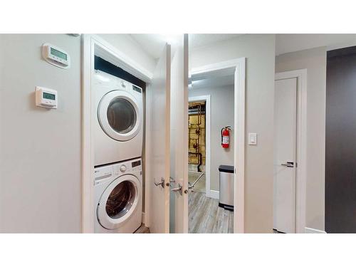 262 Prospect Drive, Fort Mcmurray, AB - Indoor Photo Showing Laundry Room