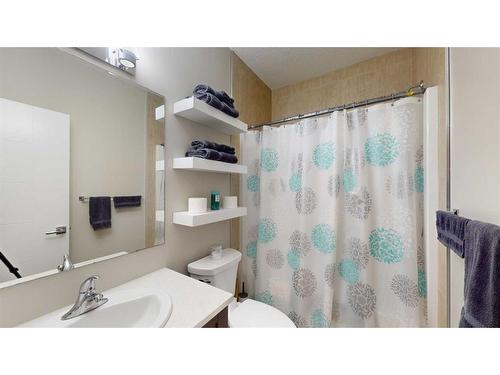 262 Prospect Drive, Fort Mcmurray, AB - Indoor Photo Showing Bathroom