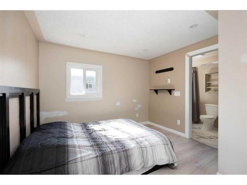 392 Grenfell Crescent, Fort Mcmurray, AB - Indoor Photo Showing Bedroom