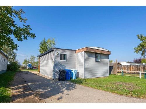 392 Grenfell Crescent, Fort Mcmurray, AB - Outdoor With Exterior