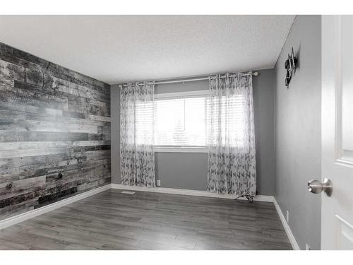 134 Wallace Place, Fort Mcmurray, AB - Indoor Photo Showing Other Room