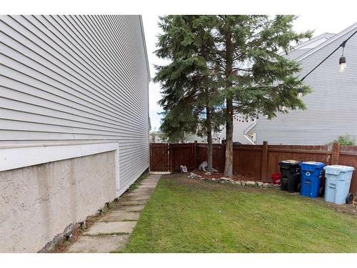 134 Wallace Place, Fort Mcmurray, AB - Outdoor