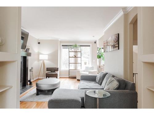 157 Tundra Drive, Fort Mcmurray, AB - Indoor Photo Showing Living Room