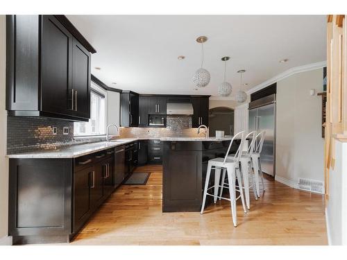 157 Tundra Drive, Fort Mcmurray, AB - Indoor Photo Showing Kitchen With Upgraded Kitchen