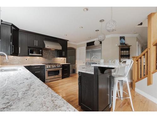 157 Tundra Drive, Fort Mcmurray, AB - Indoor Photo Showing Kitchen With Stainless Steel Kitchen With Upgraded Kitchen