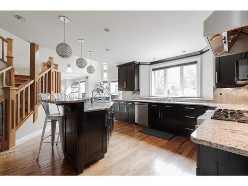 157 Tundra Drive, Fort Mcmurray, AB - Indoor Photo Showing Kitchen With Upgraded Kitchen