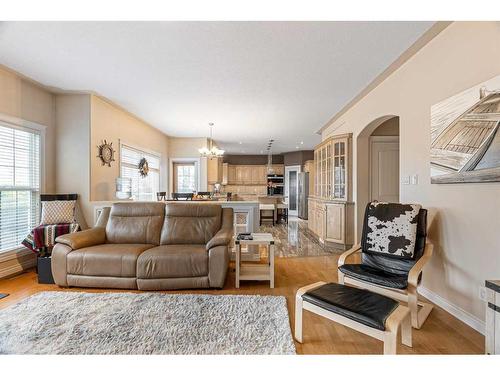 120 Philpott Bay, Fort Mcmurray, AB - Indoor Photo Showing Living Room