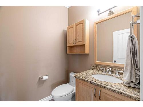 120 Philpott Bay, Fort Mcmurray, AB - Indoor Photo Showing Bathroom