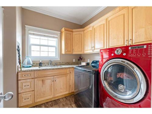 120 Philpott Bay, Fort Mcmurray, AB - Indoor Photo Showing Laundry Room