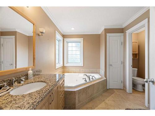 120 Philpott Bay, Fort Mcmurray, AB - Indoor Photo Showing Bathroom