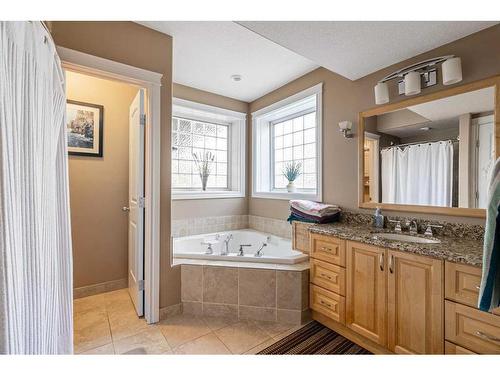 120 Philpott Bay, Fort Mcmurray, AB - Indoor Photo Showing Bathroom