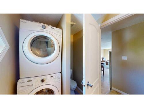 49-220 Swanson Crescent, Fort Mcmurray, AB - Indoor Photo Showing Laundry Room