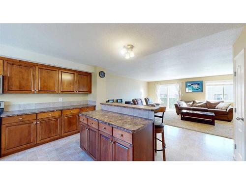 49-220 Swanson Crescent, Fort Mcmurray, AB - Indoor Photo Showing Kitchen