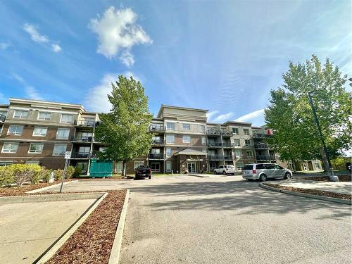 1210-135A Sandpiper Road, Fort Mcmurray, AB - Outdoor With Balcony