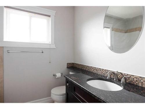 231 Merganser Crescent, Fort Mcmurray, AB - Indoor Photo Showing Bathroom