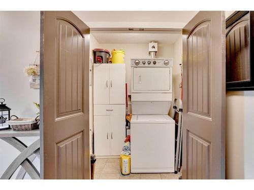 3114-135C Sandpiper Road, Fort Mcmurray, AB - Indoor Photo Showing Laundry Room