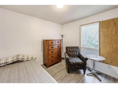 160 Cowley Bay, Fort Mcmurray, AB - Indoor Photo Showing Bedroom