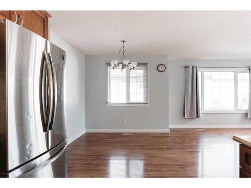 206 Carteret Drive, Fort Mcmurray, AB - Indoor Photo Showing Other Room