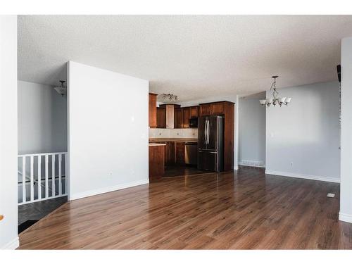 206 Carteret Drive, Fort Mcmurray, AB - Indoor Photo Showing Other Room