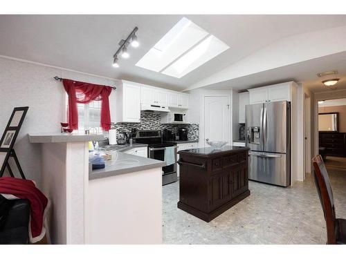 165 Mitchell Drive, Fort Mcmurray, AB - Indoor Photo Showing Kitchen With Stainless Steel Kitchen