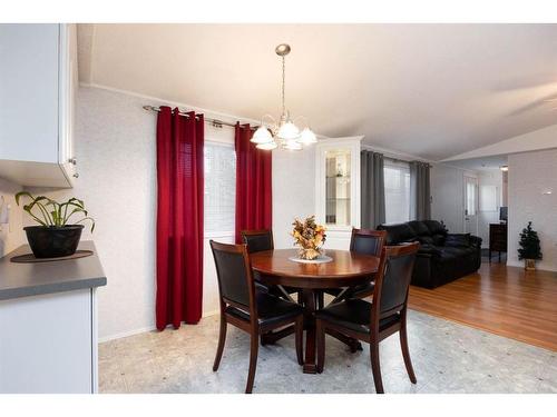 165 Mitchell Drive, Fort Mcmurray, AB - Indoor Photo Showing Dining Room